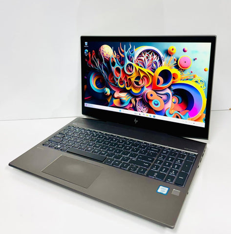 HP ZBook 15v G5 Xeon E-2176M 32GB RAM 256GB SSD Quadro P600 4GB Workstation image 0